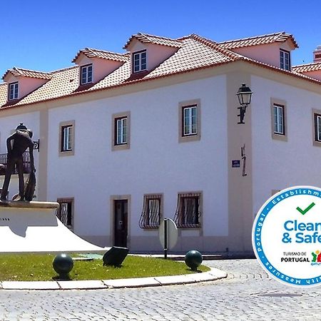 Casa Do Largo - Golega - Turismo De Habitacao Hotel Eksteriør billede