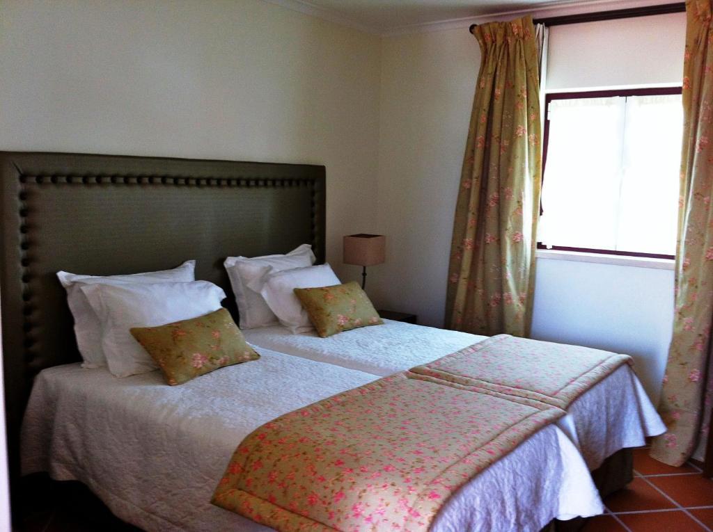 Casa Do Largo - Golega - Turismo De Habitacao Hotel Værelse billede