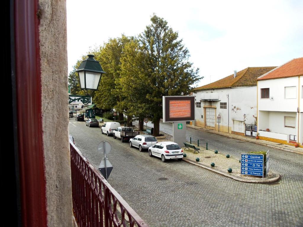 Casa Do Largo - Golega - Turismo De Habitacao Hotel Eksteriør billede